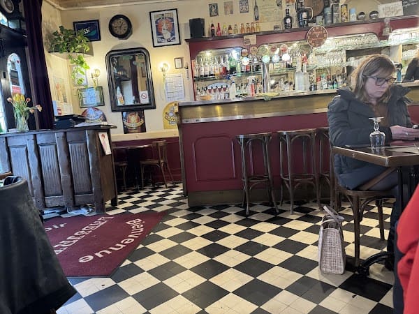 Restaurant L ‘ ABSINTHE à Voiron, France