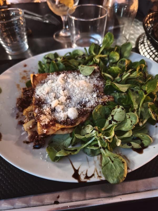 Restaurant La Bella Tavola – Lunel Viel à Lunel-Viel, France