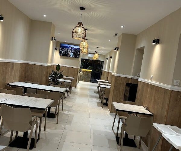 Restaurant la belle broche à Lunel, France