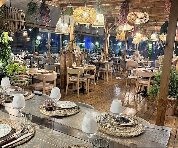 Restaurant LA BRASSERIE DES ISSAMBRES à Roquebrune-sur-Argens, France