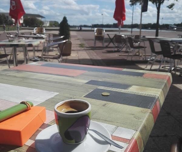 Restaurant La Brasserie du lac à Bourges, France