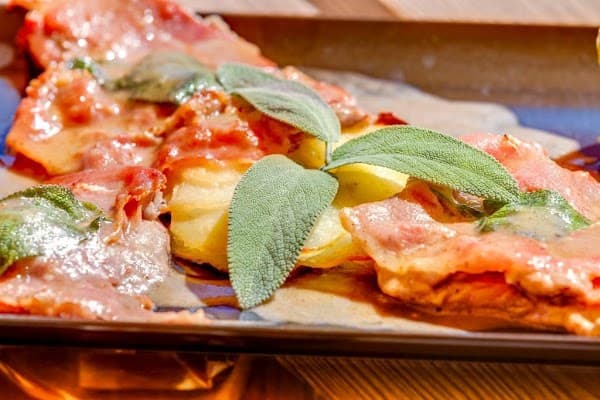 Restaurant La Cantina del Seraphin à Saint-Priest, France