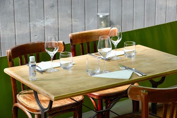 La CaVe à Montreuil – Restaurant et cave à vins à Montreuil, France