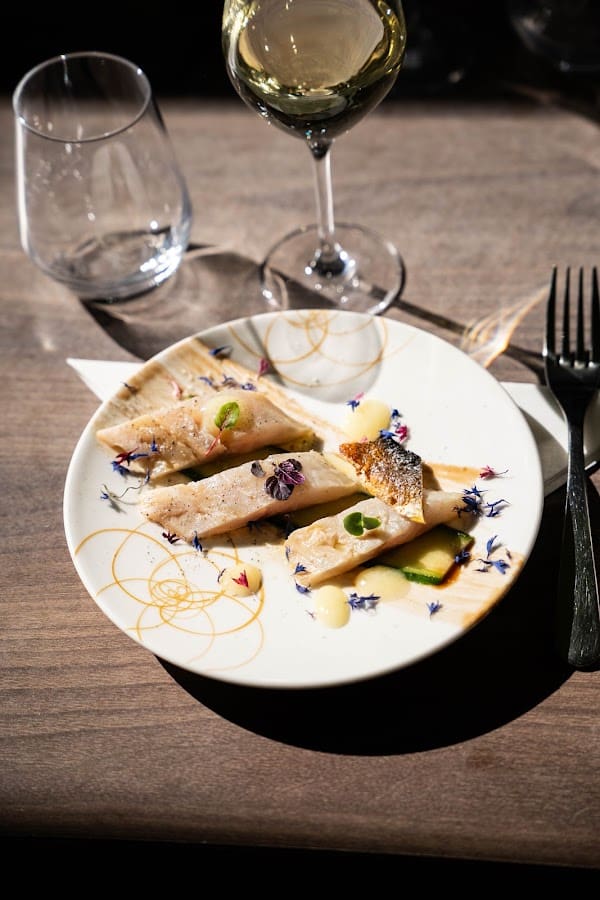 La CaVe à Montreuil – Restaurant et cave à vins à Montreuil, France