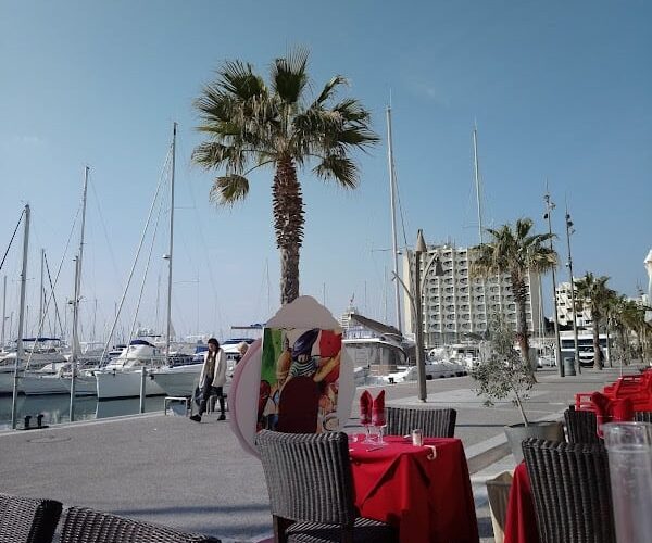 Restaurant La Cosa Nostra à La Grande-Motte, France