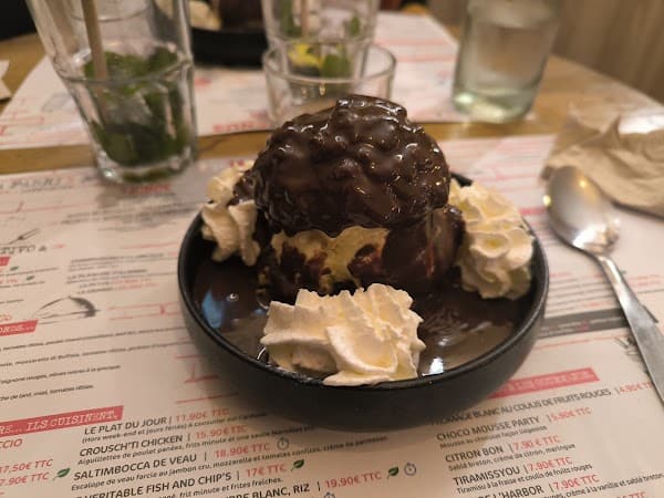 Restaurant La Fabrik&Co à Laon, France