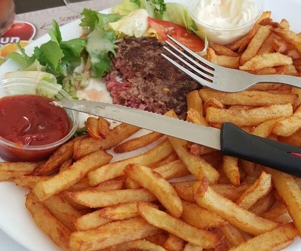 Restaurant La Frite en Folie à Roquebrune-sur-Argens, France