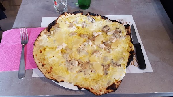 Restaurant La Landolina à Laon, France