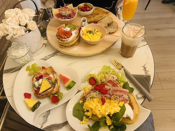 Restaurant La maison blanche Brunch Charleroi à Charleroi, Belgique