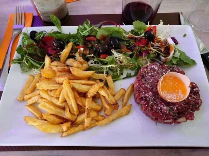 Restaurant La Marmite de Sandy, le 869. à Lunel-Viel, France