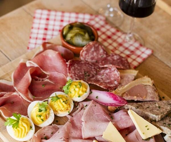 Restaurant La Mère Poule à Bourges, France