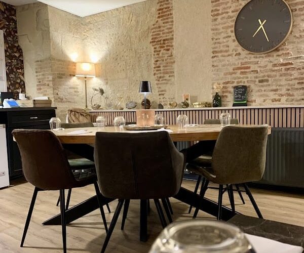 Restaurant La Pierre à Clous à Laon, France