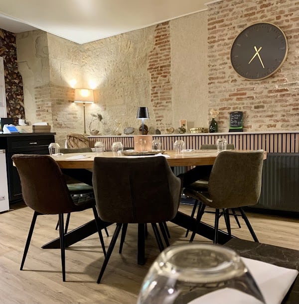 Restaurant La Pierre à Clous à Laon, France