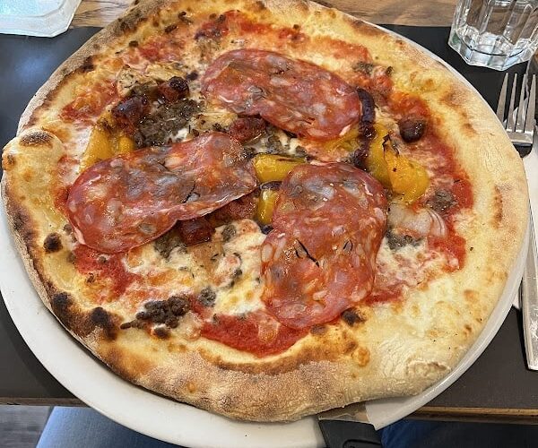 La Pizzell ‘ Restaurant à Saint-Priest, France