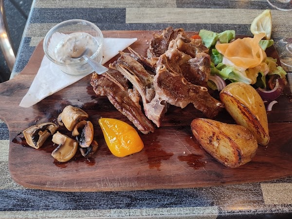 Restaurant LA QUEUE DE COCHON à Portiragnes, France