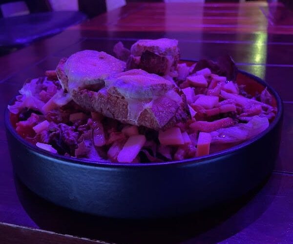 LA SUITE PUB LOUNGE RESTAURANT à Montargis, France