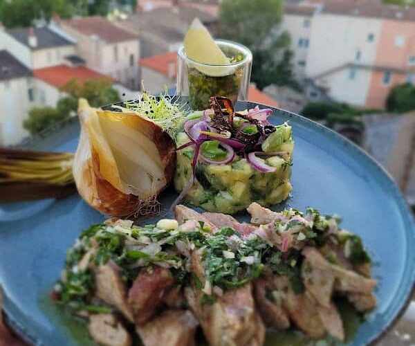 Restaurant La Table Sur Le Toit à Millau, France