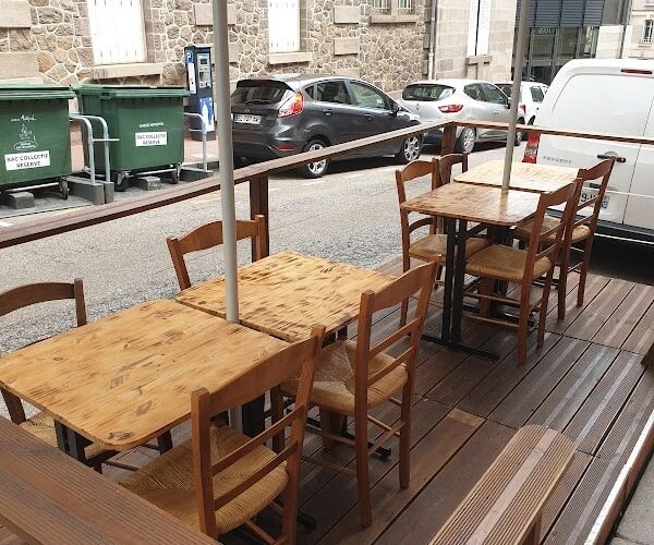 Restaurant LA TANIERE DES COMBES à Limoges, France