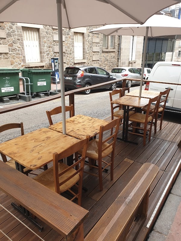 Restaurant LA TANIERE DES COMBES à Limoges, France