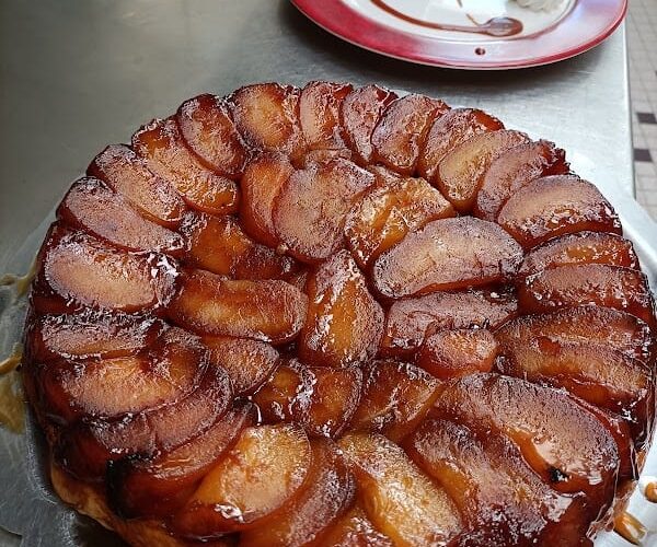 Restaurant La Vieille Auberge à Le Bourgneuf-la-Forêt, France