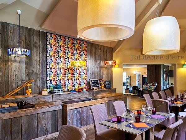 Restaurant LA VILLA DES LYS à Cholet, France