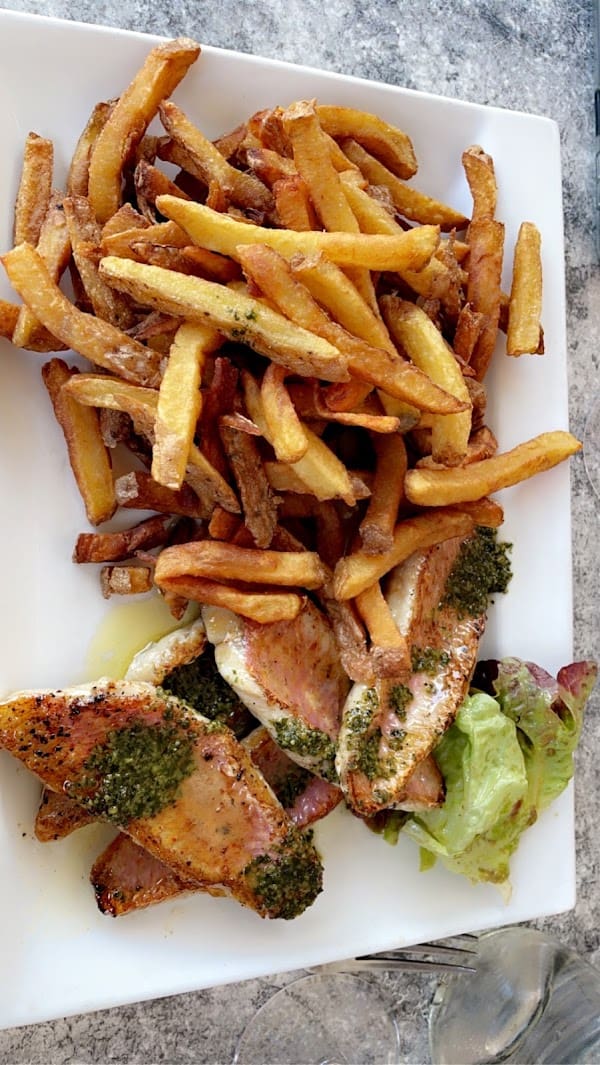 Restaurant L’adresse à Saint-Priest, France