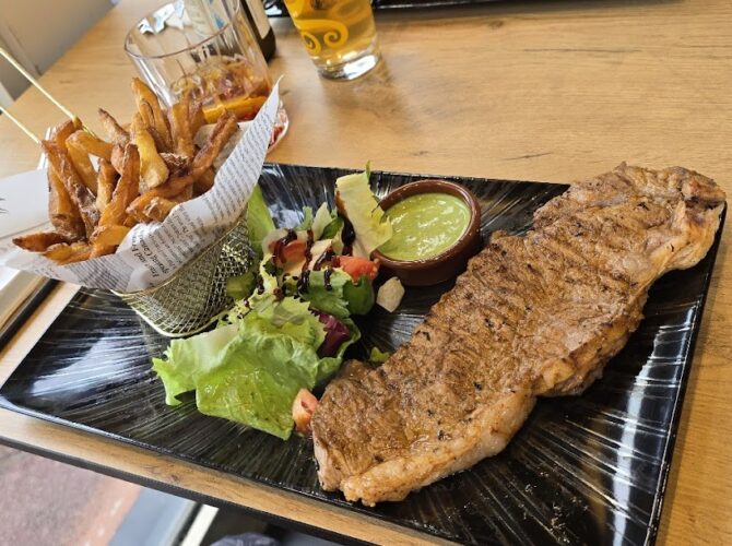 Restaurant L’Atelier by VAO à Fréjus, France