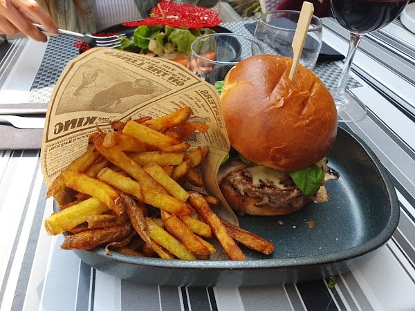 Restaurant L’Avenue 21 à Caen, France