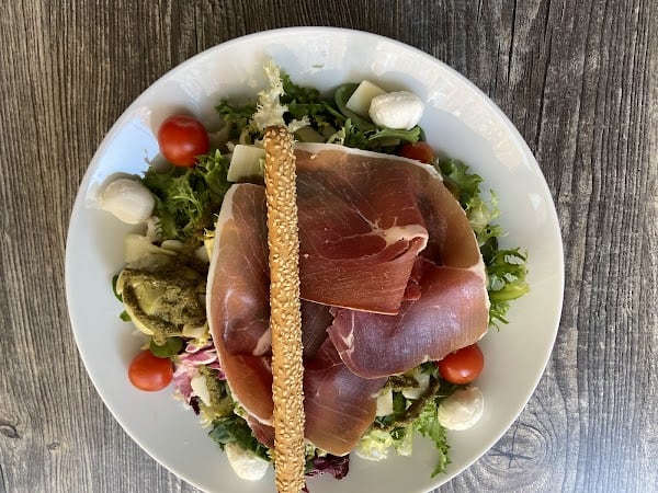 Le 21 – Restaurant raffiné à Saint-Priest, France