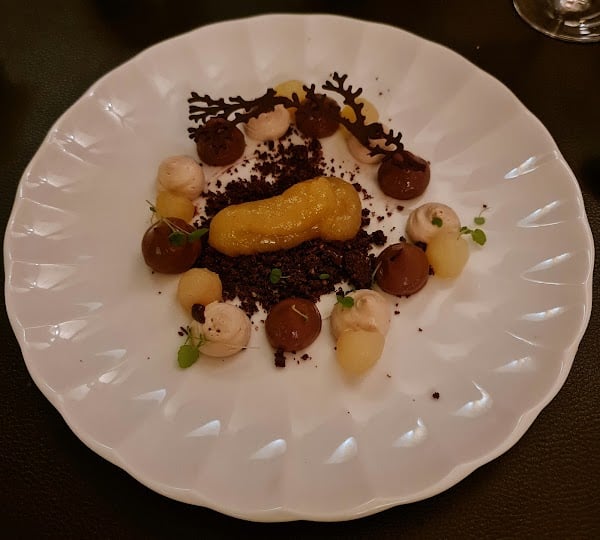 Restaurant Le 6ème Sens à Rouen, France