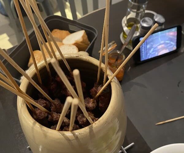 Restaurant Le Bar à Brochettes à Charleroi, Belgique