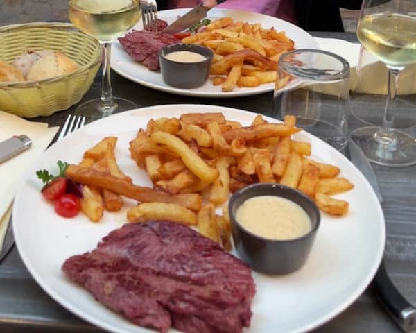 Restaurant Le Barbier qui fume Vieux Lille à Lille, France