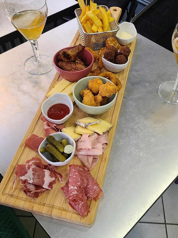 Restaurant Le BDC 1rue du collège 73300 St Jean de Maurienne à Saint-Jean-de-Maurienne, France