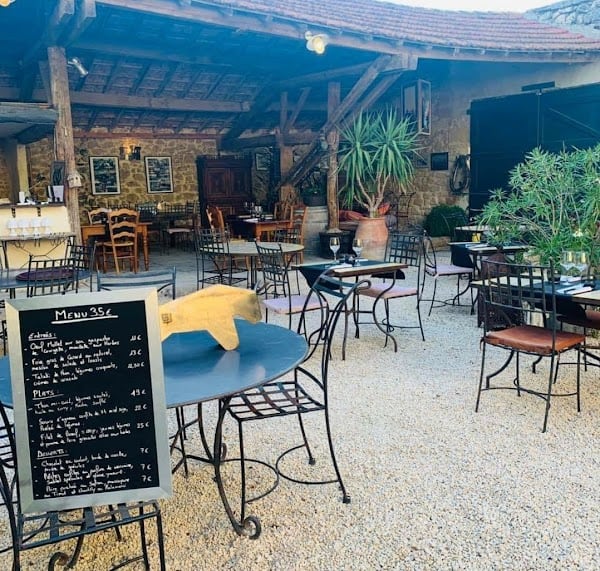 Le Bel Oustau – Restaurant Fontvieille à Fontvieille, France