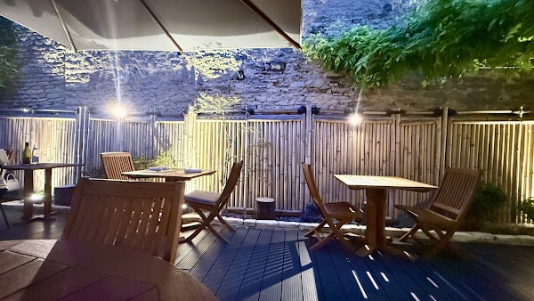 Restaurant Le Benaton à Beaune, France