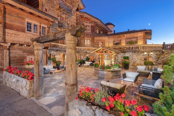 Restaurant Le Bistrot des Ours à Crans-Montana, Suisse