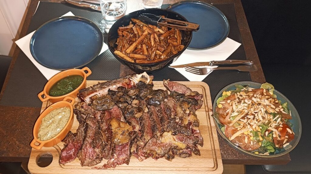 Restaurant Le Bœuf Royal à Pau, France