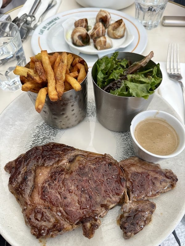 Restaurant Le Café du Commerce à Biarritz, France