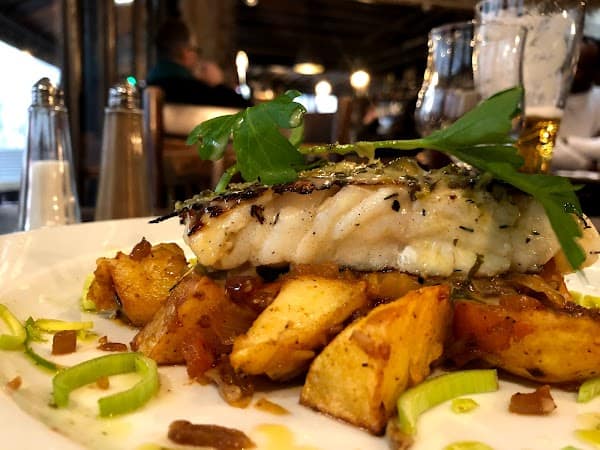 Restaurant Le Café Salé | Le Bistrot Authentique de Montreuil à Montreuil, France