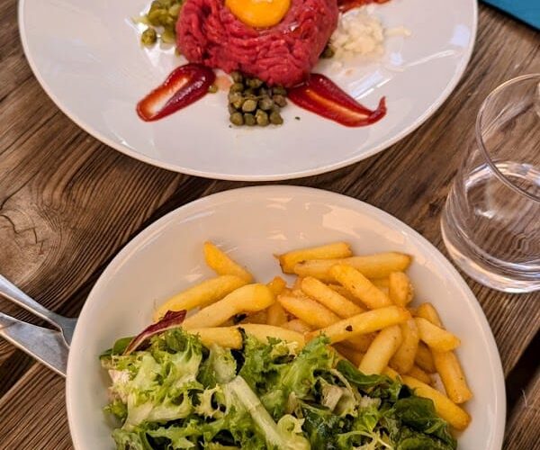 Restaurant Le Carré Bleu à Portiragnes, France