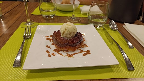Restaurant Le Chef et sa Femme à Caen, France