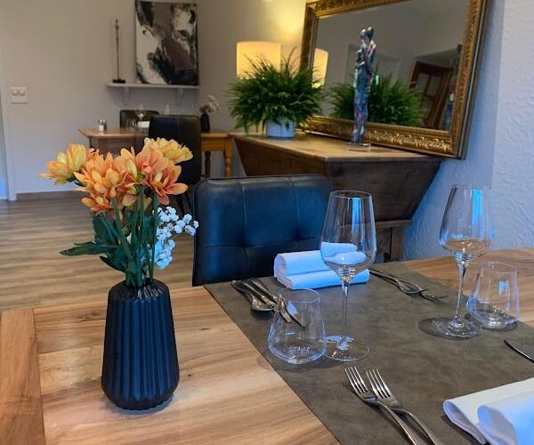 Le Chermignon Restaurant et chambres d’hôtes à Crans-Montana, Suisse