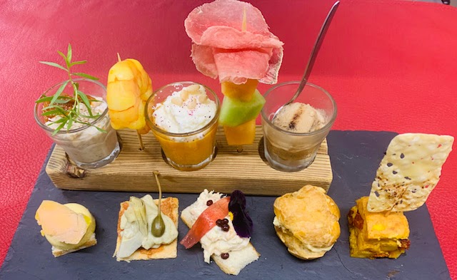 Le Continental Restaurant à Crans-Montana, Suisse