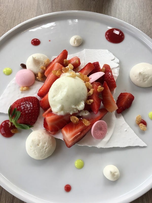 Le Continental Restaurant à Crans-Montana, Suisse