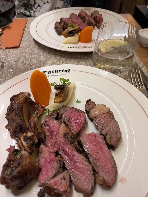 Restaurant Le Darnétal à Montreuil-sur-Mer, France