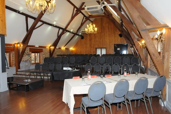 Restaurant Le Domaine Des Cigognes à Ennevelin, France