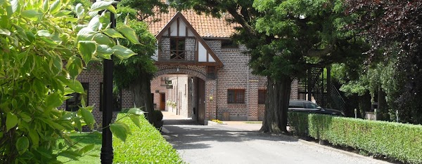 Restaurant Le Domaine Des Cigognes à Ennevelin, France