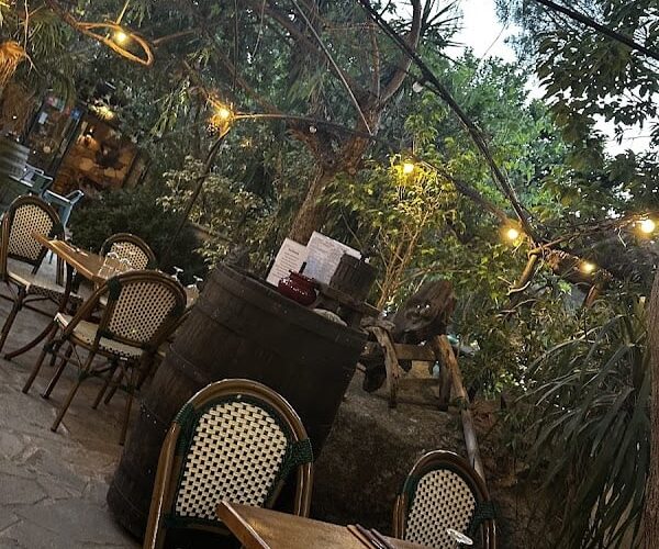 Le Figuier Restaurant Pizzeria – Grill à Porto-Vecchio, France