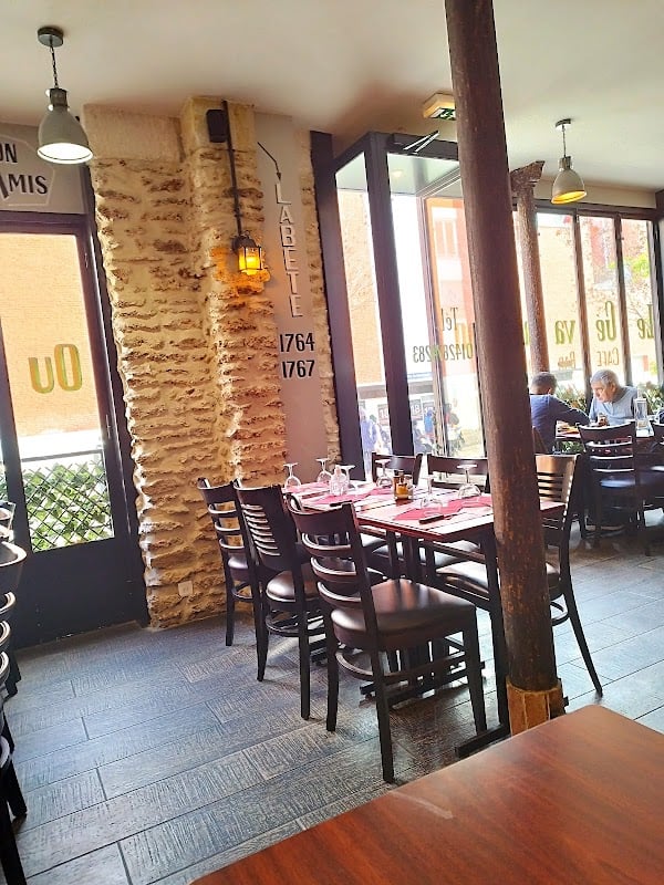 Restaurant Le Gévaudan à Montreuil, France