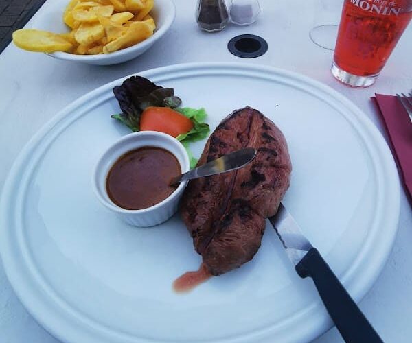 Restaurant Le Guillotin à Bourges, France